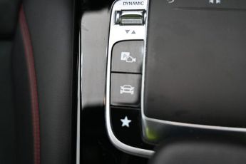 MERCEDES-BENZ A-CLASS 2.0 A220 AMG Line (Premium) Hatchback 5dr Petrol 7G-DCT 4MATIC E