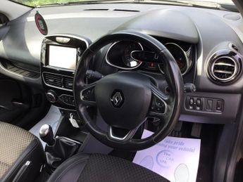RENAULT CLIO 1.5 dCi Dynamique S Nav Hatchback 5dr Diesel Manual Euro 6 (s/s)
