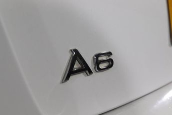 AUDI A6 AVANT 2.0 TDI ultra Black Edition Estate 5dr Diesel S Tronic Euro 6 (s