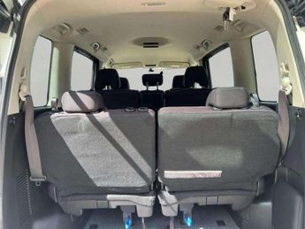 NISSAN SERENA 2.0 PURE DRIVE G-PILOT S-HYBRID PETROL AUTO 8 SEATS