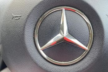 MERCEDES-BENZ C-CLASS 2.1 C220 BlueTEC AMG Line Saloon 4dr Diesel G-Tronic+ Euro 6 (s/