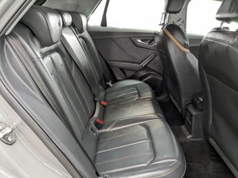 AUDI Q2 2.0 TDI Edition 1 SUV 5dr Diesel S Tronic quattro Euro 6 (s/s) (