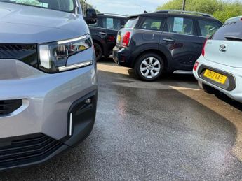 CITROEN E-BERLINGO 52kWh PLUS M MPV 5dr Electric Auto (7.4kW Charger) (136 ps)
