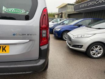CITROEN E-BERLINGO 52kWh PLUS M MPV 5dr Electric Auto (7.4kW Charger) (136 ps)
