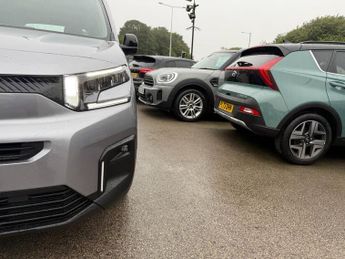 CITROEN E-BERLINGO 52kWh PLUS M MPV 5dr Electric Auto (7.4kW Charger) (136 ps)