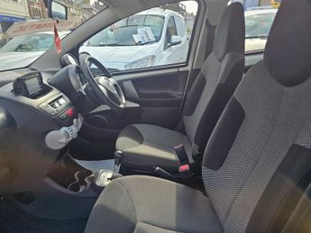 TOYOTA AYGO 1.0 VVT-i Move Hatchback 5dr Petrol MultiMode Euro 5 (68 ps)