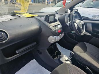 TOYOTA AYGO 1.0 VVT-i Move Hatchback 5dr Petrol MultiMode Euro 5 (68 ps)
