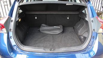 TOYOTA AURIS 1.8 VVT-h Icon Hatchback 5dr Petrol Hybrid CVT Euro 6 (s/s) (136