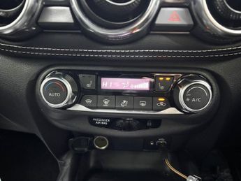 NISSAN JUKE 1.0 DIG-T Tekna SUV 5dr Petrol Manual Euro 6 (s/s) (114 ps)