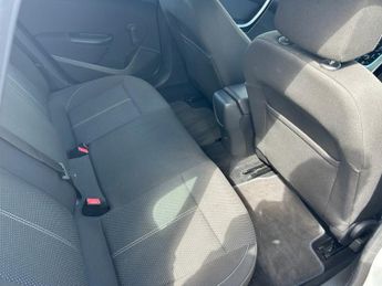 VAUXHALL ASTRA 1.6 16v SRi Hatchback 5dr Petrol Auto Euro 5 (115 ps)