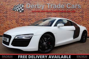 Audi R8 4.2 FSI V8 Coupe 2dr Petrol S Tronic quattro Euro 5 (430 ps)