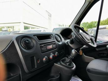 NISSAN NV400 2.3 dCi 35 SE Minibus Double Cab 6dr Diesel Manual L2 H2 Euro 6 