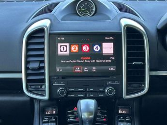 PORSCHE CAYENNE 3.0 Cayenne Platinum Edition S E Hybrid Tiptronic Auto 4WD 5dr