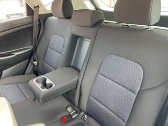 HYUNDAI TUCSON 1.7 CRDi BLUE DRIVE SE NAV SUV 5DR DIESEL DCT EURO 6