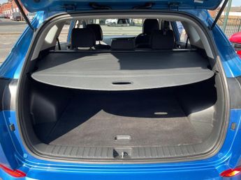 HYUNDAI TUCSON 1.7 CRDi BLUE DRIVE SE NAV SUV 5DR DIESEL DCT EURO 6