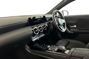MERCEDES-BENZ A-CLASS 1.3 A200 Sport (Executive) Hatchback 5dr Petrol 7G-DCT Euro 6 (s