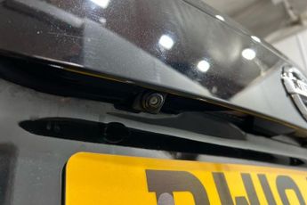 NISSAN MICRA 0.9 IG-T Tekna Hatchback 5dr Petrol Manual Euro 6 (s/s) (90 ps) 