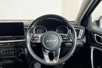 KIA XCEED 1.5 T-GDi 3 SUV 5dr Petrol Manual Euro 6 (s/s) (158 bhp) Reversi