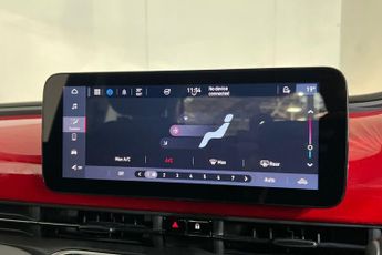 FIAT 500E 24kWh RED Hatchback 3dr Electric Auto (95 ps) Touchscreen, Apple