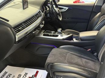 AUDI Q7 3.0 TDI V6 e-tron SUV 5dr Diesel Plug-in Hybrid Tiptronic quattr