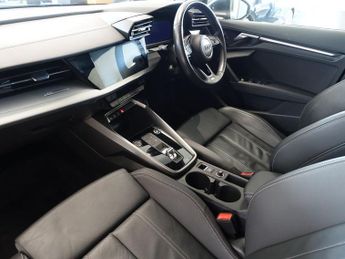 AUDI A3 1.0 TFSI 30 S line Sportback 5dr Petrol S Tronic Euro 6 (s/s) (1