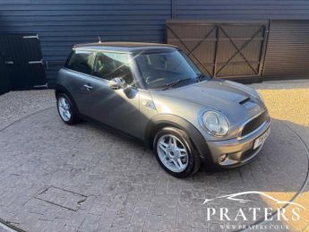 MINI Hatch 1.6 Cooper S Hatchback 3dr Petrol Steptronic Euro 4 (175 ps)