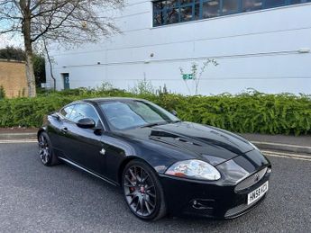 Jaguar XK 4.2 V8 Coupe 2dr Petrol Auto Euro 4 (420 ps)-Superb Example Fini