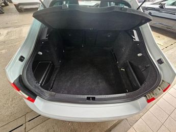 SKODA OCTAVIA 2.0 TSI vRS Hatchback 5dr Petrol DSG Euro 6 (s/s) (230 ps)