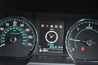 JAGUAR XF 2.2d Luxury Saloon 4dr Diesel Auto Euro 5 (s/s) (163 ps)