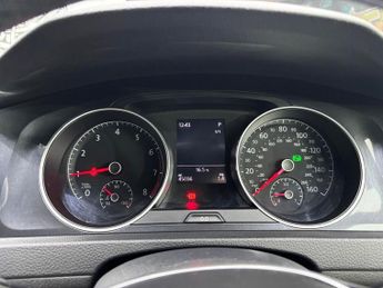 VOLKSWAGEN GOLF 1.0 TSI SE Hatchback 5dr Petrol DSG Euro 6 (s/s) (115 ps)