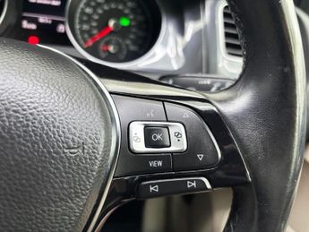 VOLKSWAGEN GOLF 1.0 TSI SE Hatchback 5dr Petrol DSG Euro 6 (s/s) (115 ps)