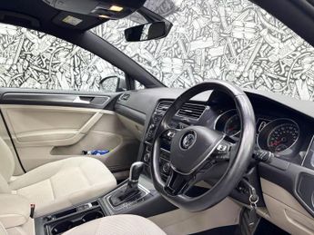 VOLKSWAGEN GOLF 1.0 TSI SE Hatchback 5dr Petrol DSG Euro 6 (s/s) (115 ps)