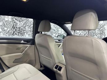 VOLKSWAGEN GOLF 1.0 TSI SE Hatchback 5dr Petrol DSG Euro 6 (s/s) (115 ps)