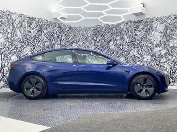 TESLA Model 3 Standard Range Plus Saloon 4dr Electric Auto RWD (241 bhp)