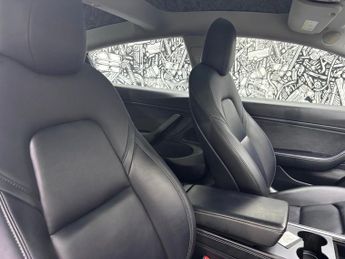 TESLA Model 3 Standard Range Plus Saloon 4dr Electric Auto RWD (241 bhp)