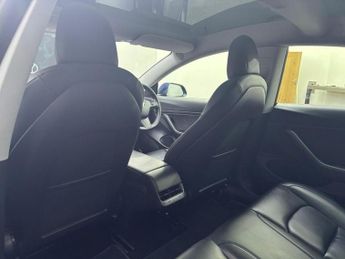 TESLA Model 3 Standard Range Plus Saloon 4dr Electric Auto RWD (241 bhp)