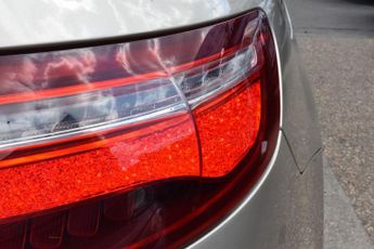 MERCEDES-BENZ E-CLASS 2.0 E220d AMG Line (Premium Plus) Coupe Diesel G-Tronic+ (194 ps