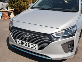 HYUNDAI IONIQ 1.6 h-GDi GPF Premium Hatchback 5dr Petrol Hybrid DCT Euro 6 (s/