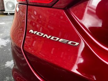FORD MONDEO 2.0 TDCi Titanium Hatchback 5dr Diesel Powershift Euro 6 (s/s) (
