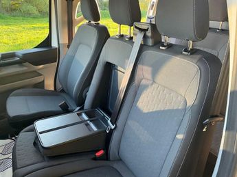 FORD TRANSIT CUSTOM LIMITED 2.0 EcoBlue,300 D/cab 136PS L1 H1 6 seat,Auto