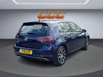 VOLKSWAGEN E-GOLF 35.8kWh e-Golf Hatchback 5dr Electric Auto (136 ps)