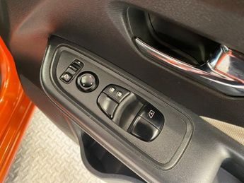NISSAN MICRA 0.9 IG-T N-Connecta Hatchback 5dr Petrol Manual Euro 6 (s/s) (90