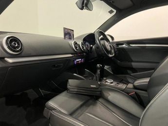 AUDI A3 1.4 TFSI CoD S line Hatchback 3dr Petrol Manual Euro 6 (s/s) (14