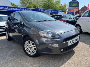 Fiat Punto 0.9 TwinAir Easy Hatchback 5dr Petrol Euro 5 (s/s) (85 bhp)