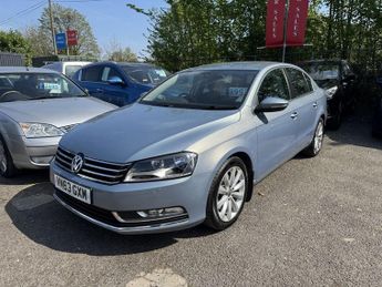 Volkswagen Passat 2.0 TDI BlueMotion Tech Highline Saloon 4dr Diesel DSG Euro 5 (s