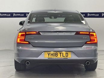 VOLVO S90 2.0 D4 Momentum Saloon 4dr Diesel Auto Euro 6 (s/s) (190 ps) - A