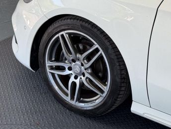 MERCEDES-BENZ A-CLASS 2.1 A200d AMG Line (Executive) Hatchback 5dr Diesel 7G-DCT Euro 