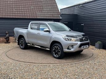 Toyota Hi Lux 2.4 D-4D Invincible Pickup Double Cab 4dr Diesel Auto 4WD Euro 6
