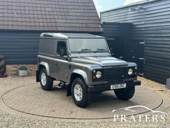 Land Rover Defender 2.4 TDCi Hard Top SUV 3dr Diesel Manual 4WD SWB Euro 4 (122 bhp)