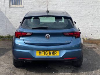 VAUXHALL ASTRA 1.4i Turbo SRi Hatchback 5dr Petrol Manual Euro 6 (150 ps)